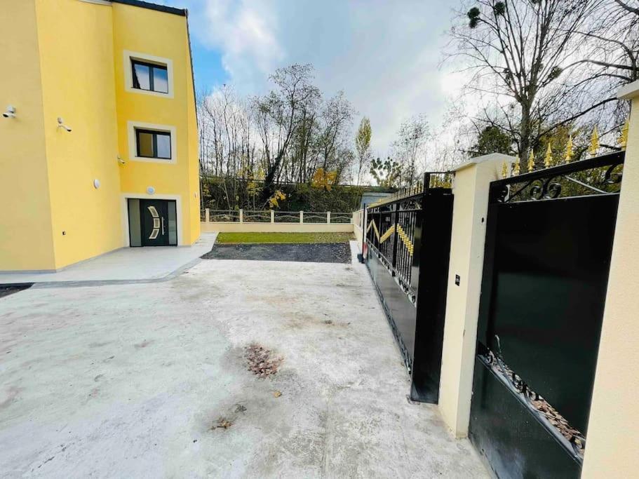 Apartamento Masion Belle Vue Sarcelles Exterior foto