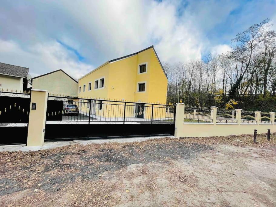 Apartamento Masion Belle Vue Sarcelles Exterior foto